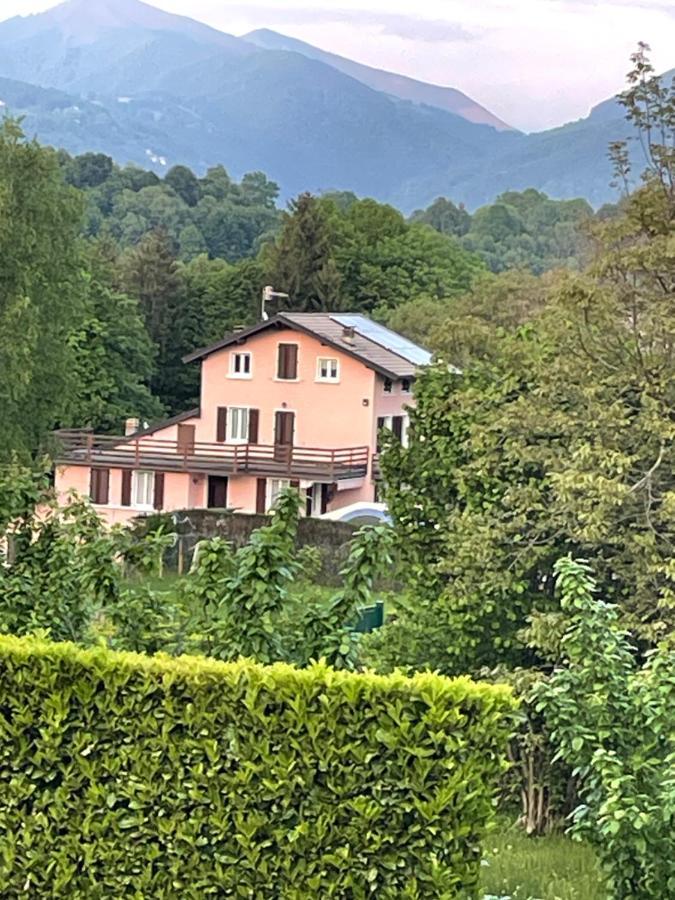 Апартаменти Cascina Del Galin Ланцо-д'Інтельві Екстер'єр фото